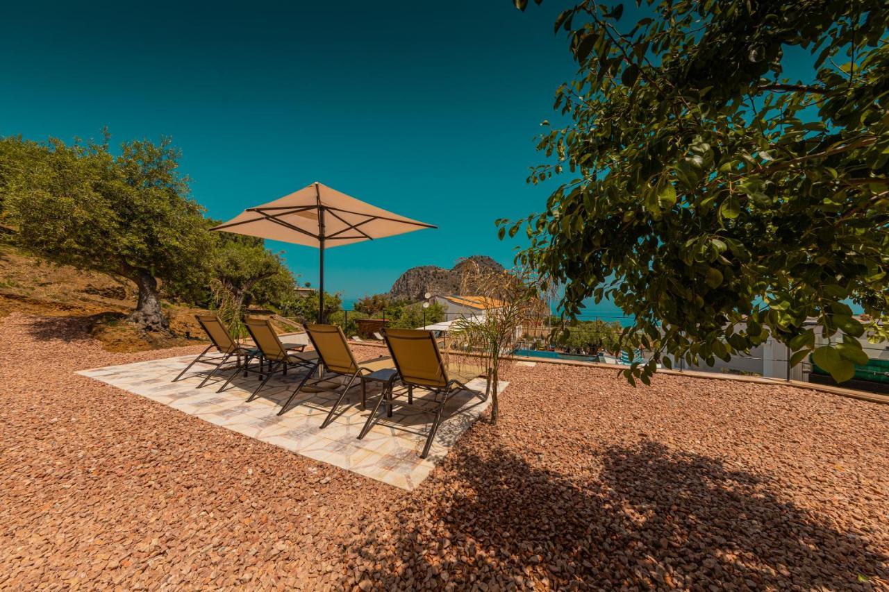 Villa Toto Resort Чефалу Екстериор снимка